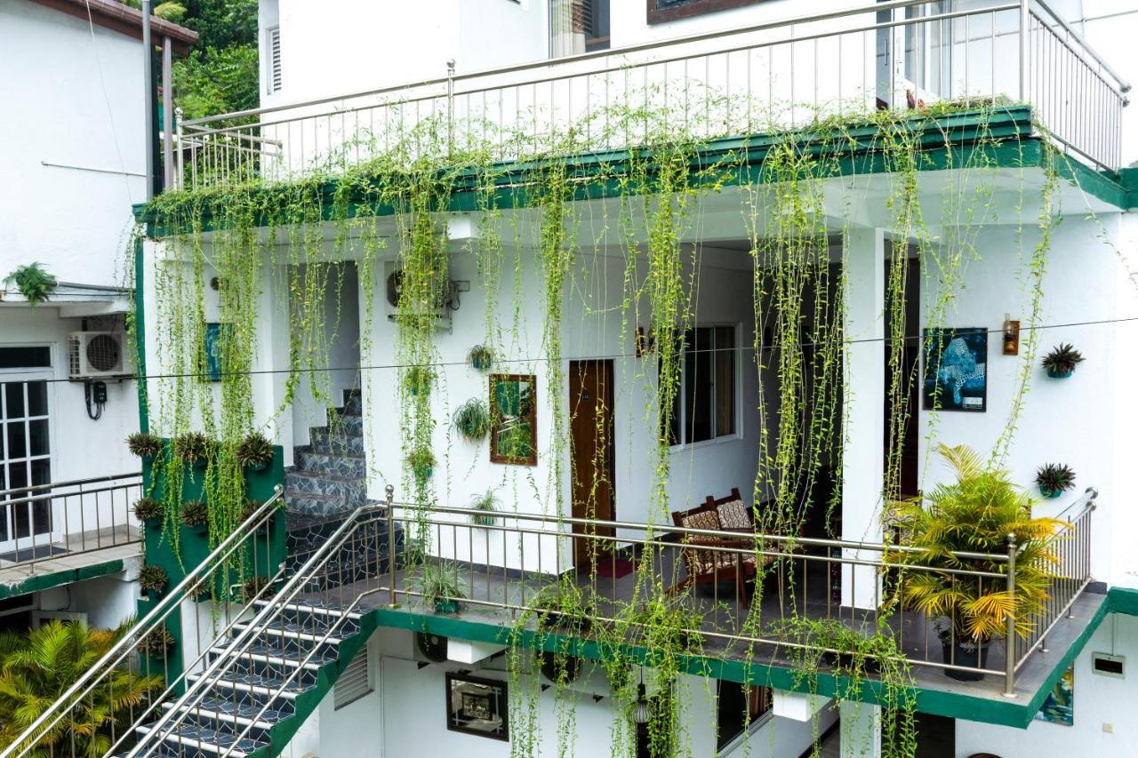 Kandy Riverside Villa מראה חיצוני תמונה